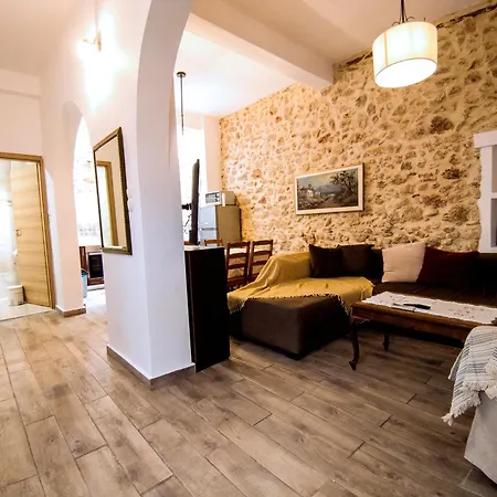 Ariadne's Stone Private Luxury House Apartment